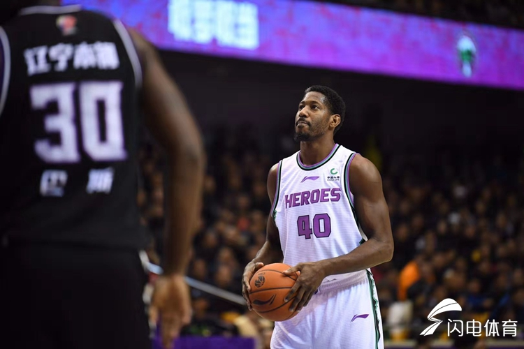 马赛将与多台争锋,豪取一场关键胜利 马赛将与多台争锋,豪取一场关键胜利