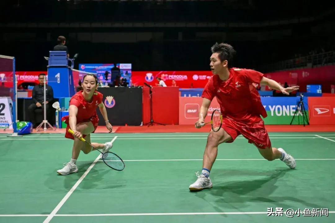 日本羽毛球队鏖战印尼羽毛球队，安赛龙绝境逆转