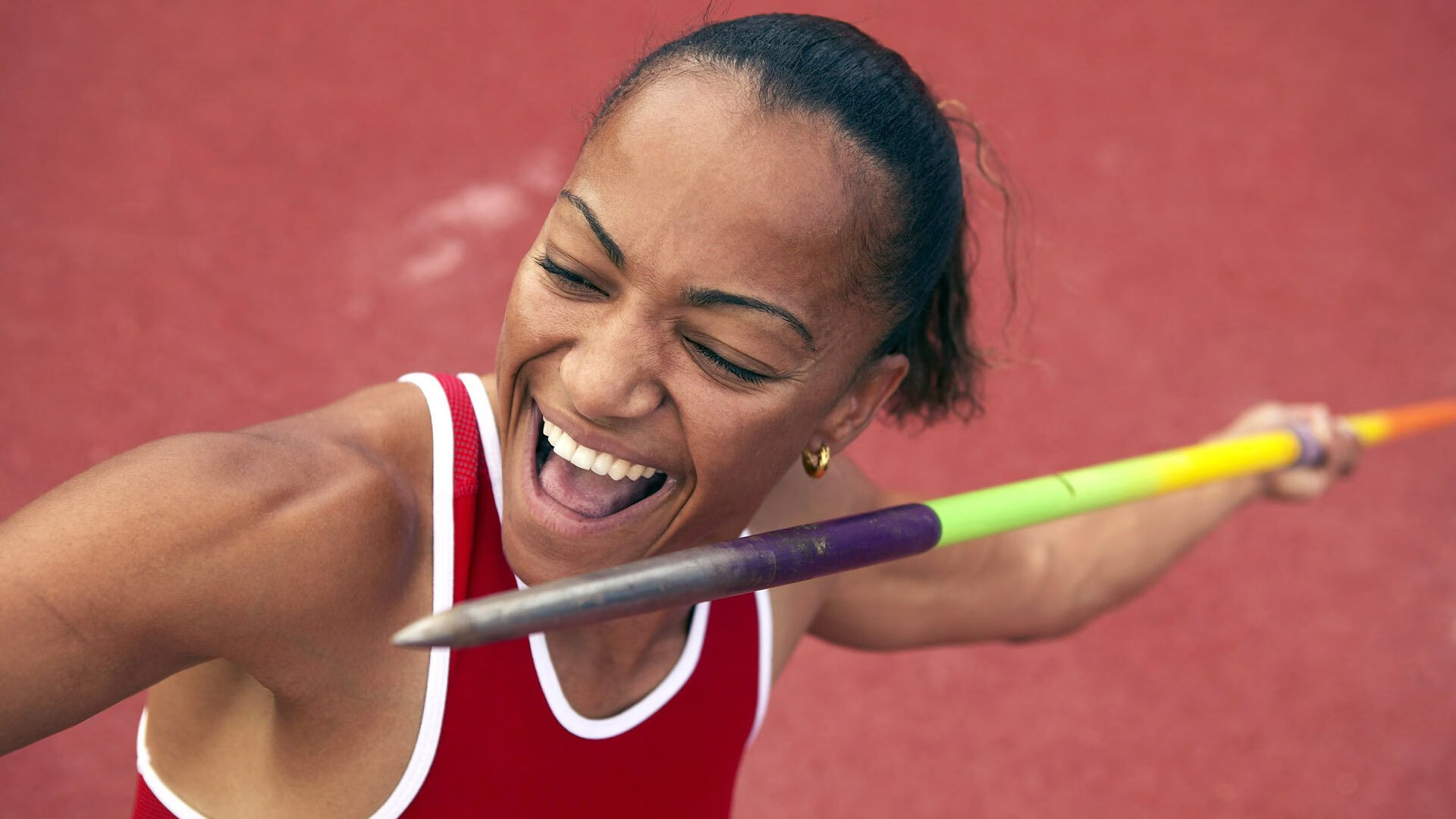 终场哨响前的英雄，阿什拉夫绝杀助拜仁惊险逆转希腊劲旅