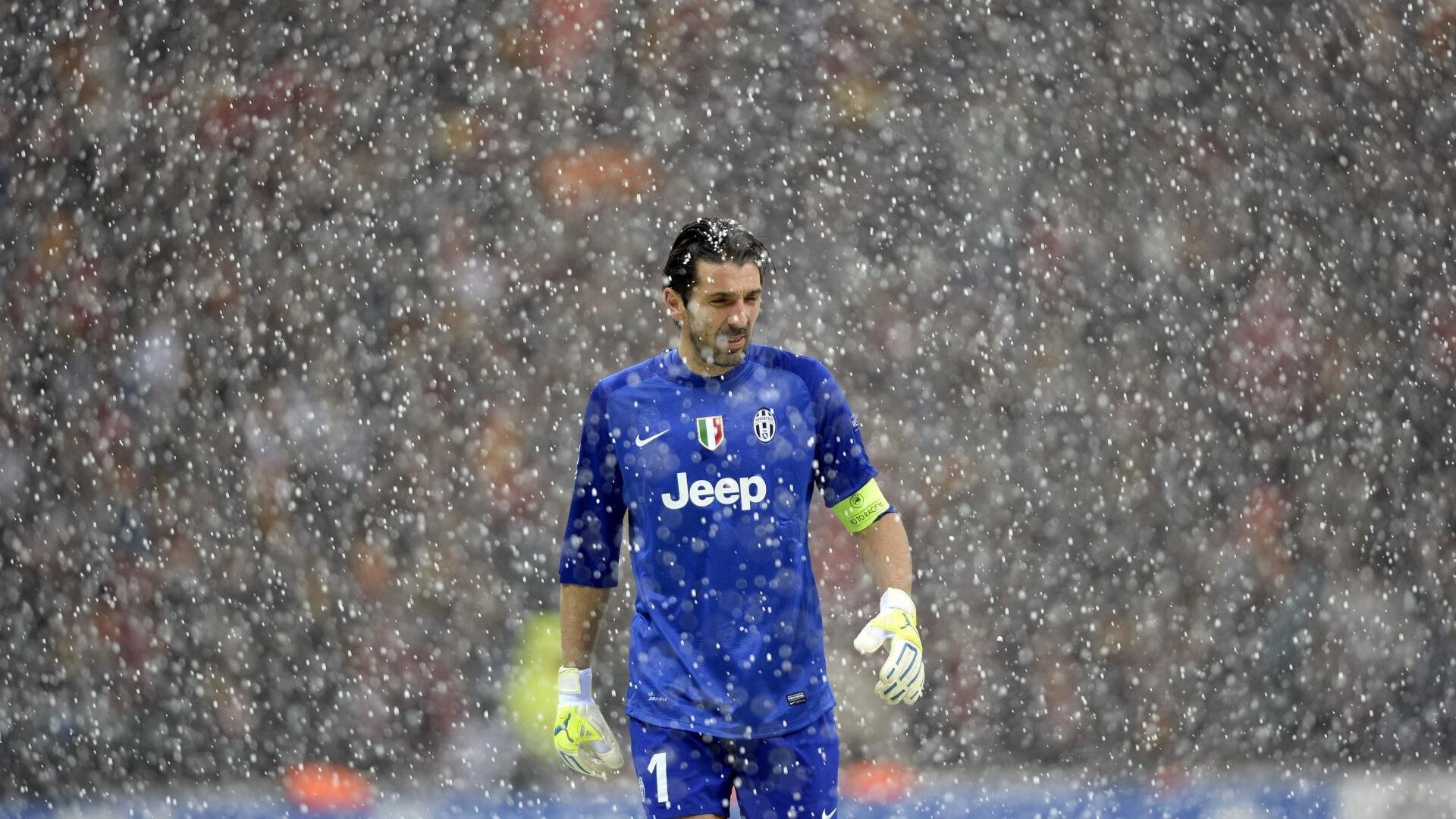 逆境中的银箭，勒克莱尔领衔梅赛德斯绝地翻盘，终结雷诺统治时代